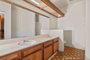 Condominium, 1305 Columbus ave, Glendale, CA 91202 - 12