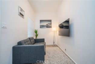 Single Family Residence, 409 W Harvard St#B, Glendale, CA 91204 - 13