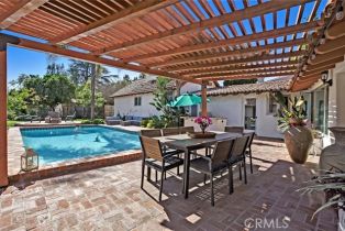 Single Family Residence, 23130 Oxnard st, Woodland Hills, CA 91367 - 22