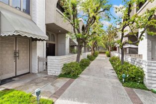 Condominium, 5305 White Oak ave, Encino, CA 91316 - 29