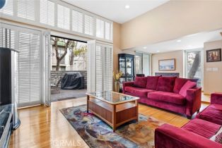 Condominium, 5305 White Oak ave, Encino, CA 91316 - 3