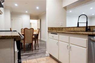 Condominium, 5460 White Oak ave, Encino, CA 91316 - 6