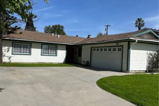 Single Family Residence, 17535 Hiawatha st, Granada Hills, CA 91344 - 2