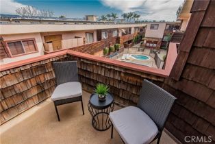 Condominium, 5403 Newcastle ave, Encino, CA 91316 - 9