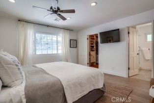 Single Family Residence, 20619 Martha st, Woodland Hills, CA 91367 - 54