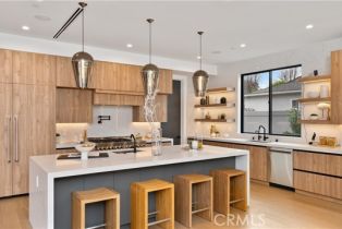 Single Family Residence, 15473 La Maida st, Sherman Oaks, CA 91403 - 12