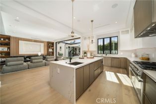 Single Family Residence, 4919 Mammoth ave, Sherman Oaks, CA 91423 - 25