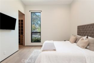 Single Family Residence, 13340 Chandler blvd, Sherman Oaks, CA 91401 - 21