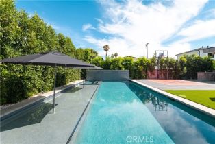 Single Family Residence, 13340 Chandler blvd, Sherman Oaks, CA 91401 - 43