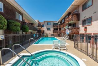 Condominium, 5349 Newcastle ave, Encino, CA 91316 - 17