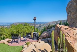 Single Family Residence, 96 Stagecoach rd, Bell Canyon, CA 91307 - 2