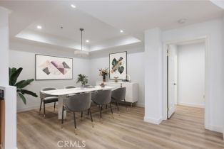 Condominium, 12407 Moorpark st, Studio City, CA 91604 - 11