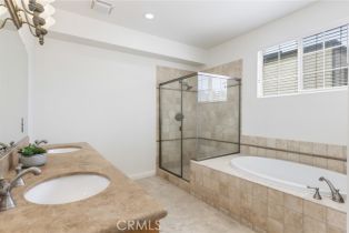 Condominium, 12407 Moorpark st, Studio City, CA 91604 - 15