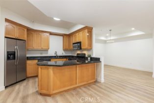 Condominium, 12407 Moorpark st, Studio City, CA 91604 - 6