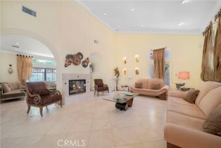 Single Family Residence, 3946 Knobhill dr, Sherman Oaks, CA 91423 - 10