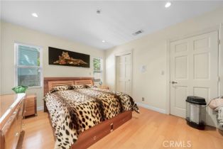 Single Family Residence, 3946 Knobhill dr, Sherman Oaks, CA 91423 - 20