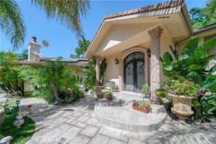 Single Family Residence, 3946 Knobhill dr, Sherman Oaks, CA 91423 - 3