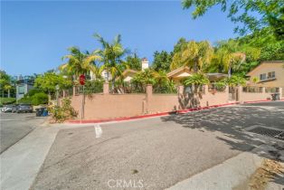 Single Family Residence, 3946 Knobhill dr, Sherman Oaks, CA 91423 - 4