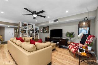 Condominium, 4647 Willis ave, Sherman Oaks, CA 91403 - 4