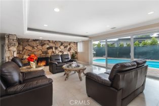 Single Family Residence, 15813 High Knoll rd, Encino, CA 91436 - 22