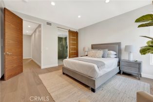 Single Family Residence, 14568 Dickens st, Sherman Oaks, CA 91403 - 14