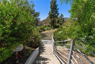 Single Family Residence, 1917 Flathead trl, Agoura Hills, CA 91301 - 46