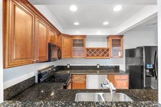 Condominium, 4700 Natick ave, Sherman Oaks, CA 91403 - 11