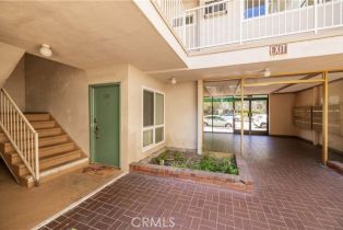 Condominium, 5320 Zelzah ave, Encino, CA 91316 - 2