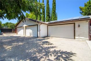 Single Family Residence, 22651 Calvert st, Woodland Hills, CA 91367 - 53