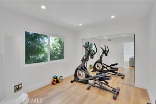 Single Family Residence, 17459 Hatteras st, Encino, CA 91316 - 37