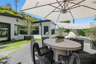 Single Family Residence, 15117 Rayneta dr, Sherman Oaks, CA 91403 - 18