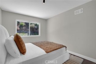 Single Family Residence, 6022 Manton ave, Woodland Hills, CA 91367 - 24