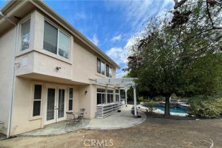 Single Family Residence, 18500 Saint Moritz dr, Tarzana, CA 91356 - 38