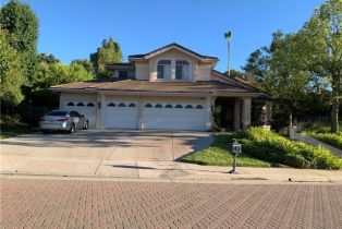 Single Family Residence, 18500 Saint Moritz DR, Tarzana, CA  Tarzana, CA 91356