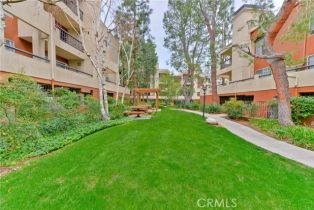 Condominium, 21500 Burbank blvd, Woodland Hills, CA 91367 - 16