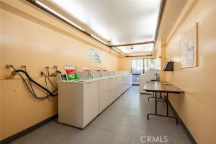 Condominium, 22100 Burbank blvd, Woodland Hills, CA 91367 - 23