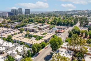 Condominium, 22100 Burbank blvd, Woodland Hills, CA 91367 - 37