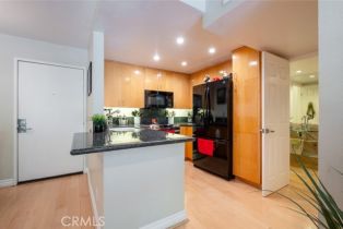 Condominium, 22100 Burbank blvd, Woodland Hills, CA 91367 - 6