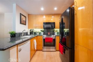 Condominium, 22100 Burbank blvd, Woodland Hills, CA 91367 - 7