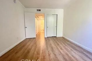 Condominium, 5325 Newcastle ave, Encino, CA 91316 - 16