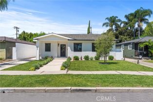 Single Family Residence, 5327 Natick ave, Sherman Oaks, CA 91411 - 2