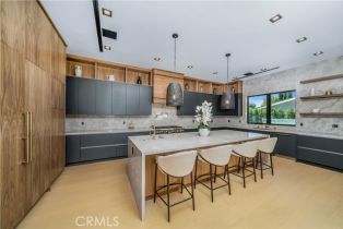 Single Family Residence, 13463 Chandler blvd, Sherman Oaks, CA 91401 - 32