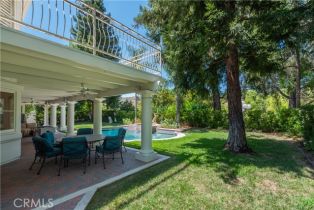 Single Family Residence, 5267 Newcastle ln, Calabasas, CA 91302 - 31