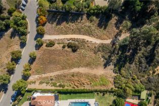 , 2025 DELPHINE ln, Calabasas, CA 91302 - 17