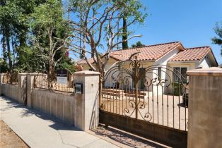 Single Family Residence, 5152 Balboa BLVD, Encino, CA  Encino, CA 91316