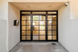 Condominium, 5050 Coldwater Canyon ave, Sherman Oaks, CA 91423 - 28