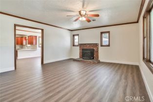 Single Family Residence, 17727 Tulsa st, Granada Hills, CA 91344 - 6