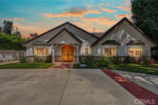 Single Family Residence, 23121 Califa st, Woodland Hills, CA 91367 - 2