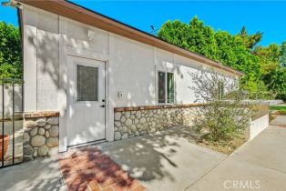 Single Family Residence, 23121 Califa st, Woodland Hills, CA 91367 - 25