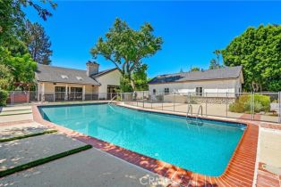 Single Family Residence, 23121 Califa st, Woodland Hills, CA 91367 - 35